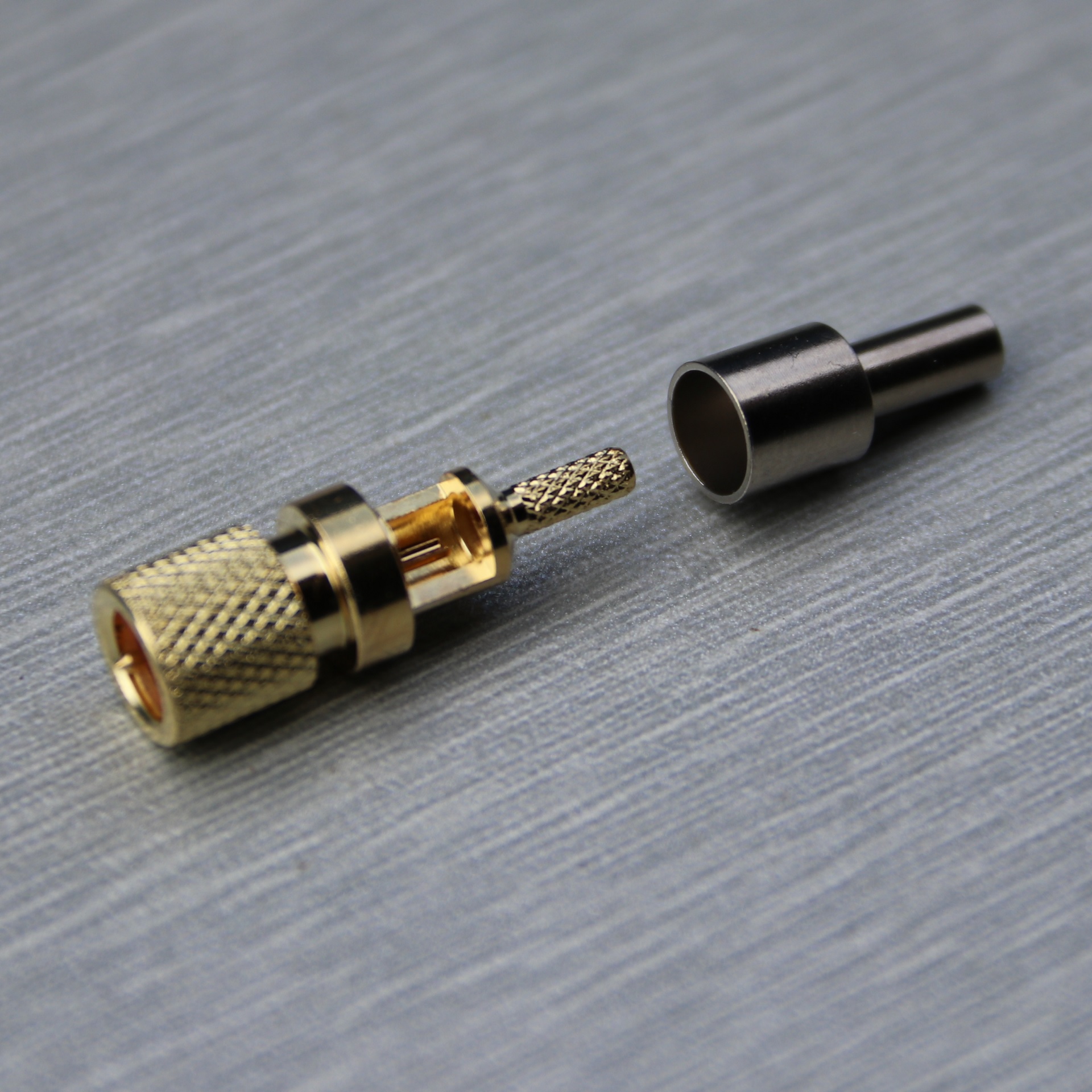 Microdot UNF 10-32 Stecker | Pico 1,9mm  | gerade